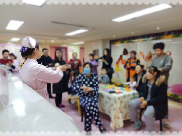 【优质护理】护患快乐做贺卡 “手”当其冲迎新年