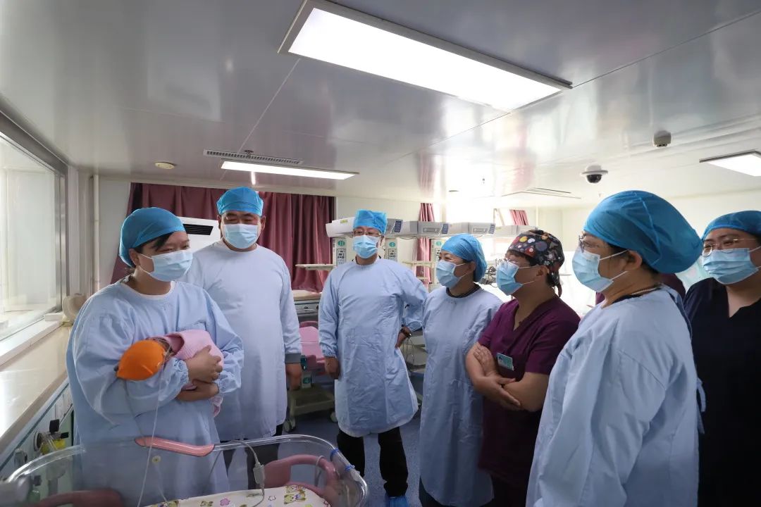 【精准护理】让爱呵护新生——成长路上，我们与你同行