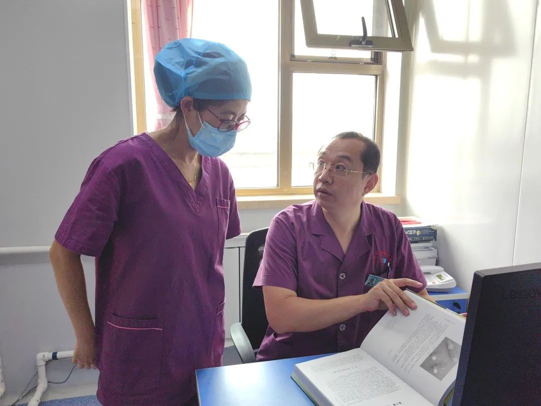 【金牌师徒】师徒结对传帮带 薪火赓续绘华章