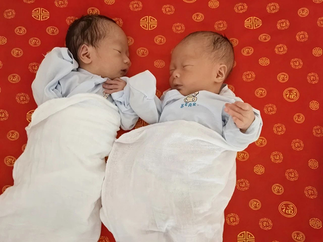 【有温度的医者】双胎顺产 双喜临门