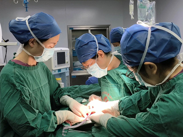 【有温度的医者】仁心守望，生命花开